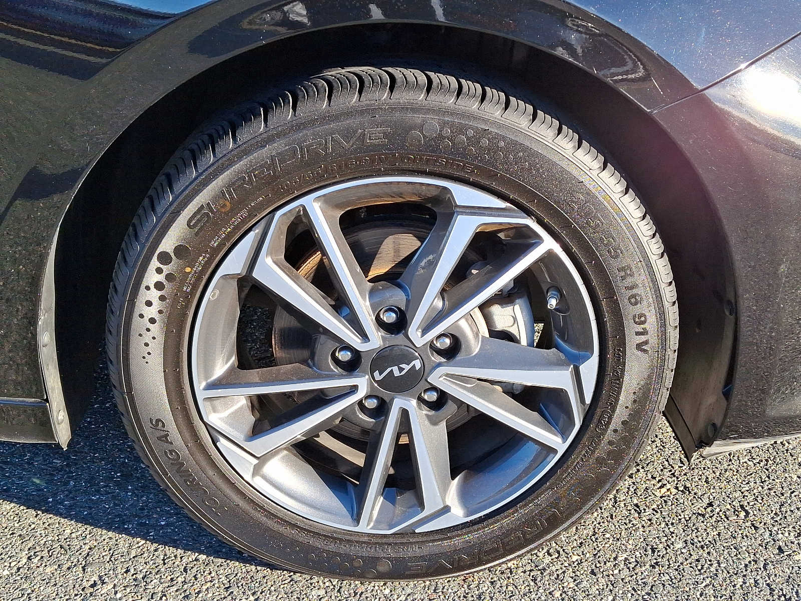 Vehicle image 8 of 30