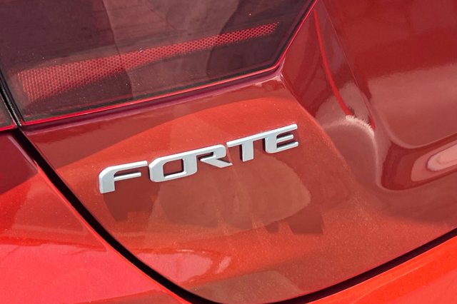 Vehicle image 25 of 26