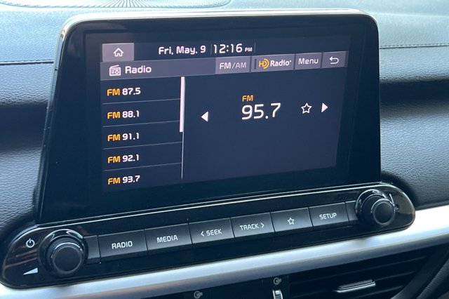 Vehicle image 17 of 26