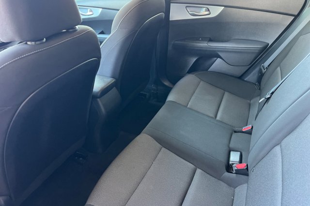 Vehicle image 12 of 26