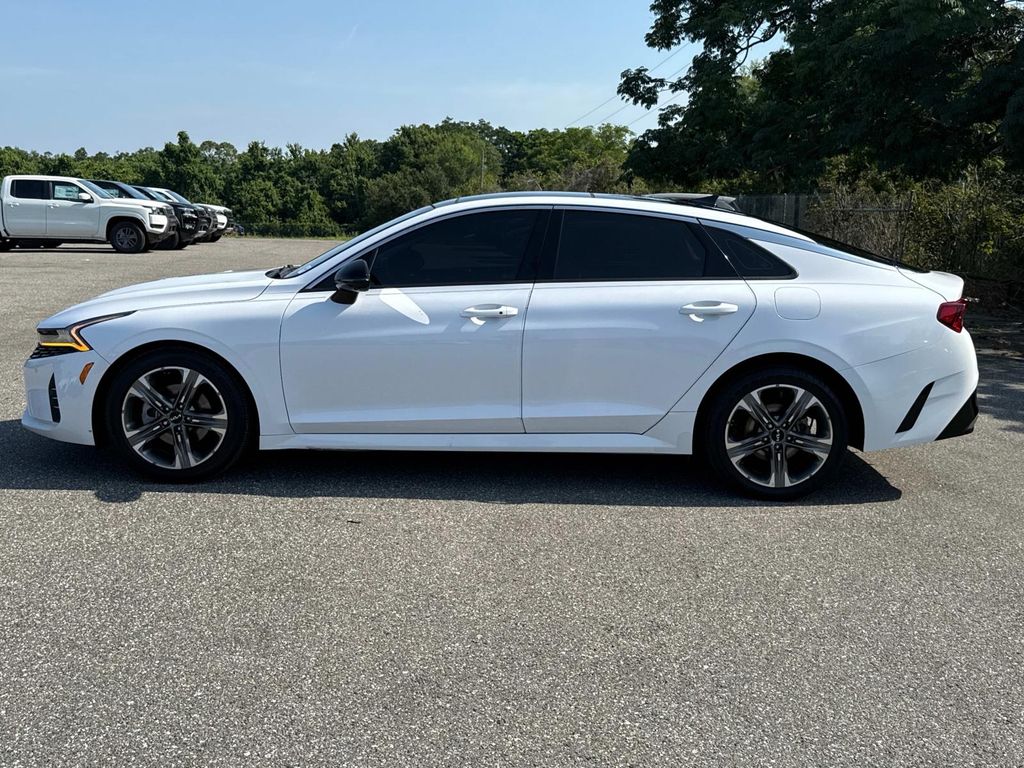 Vehicle image 8 of 36