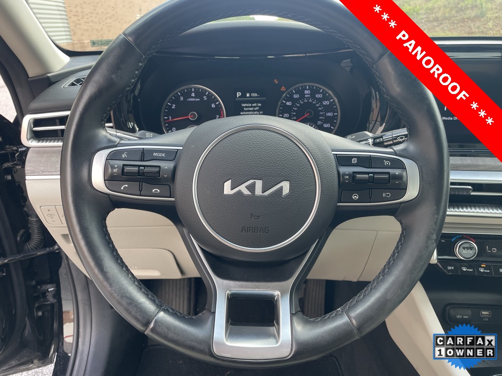 Vehicle image 12 of 21