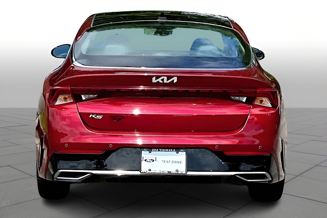 Vehicle image 37 of 38