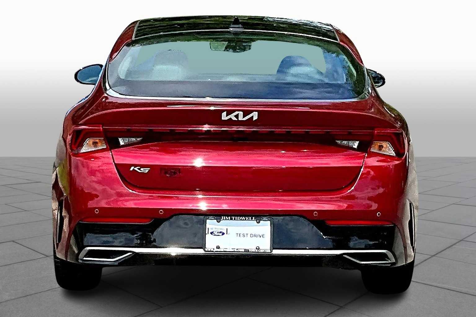 Vehicle image 5 of 38