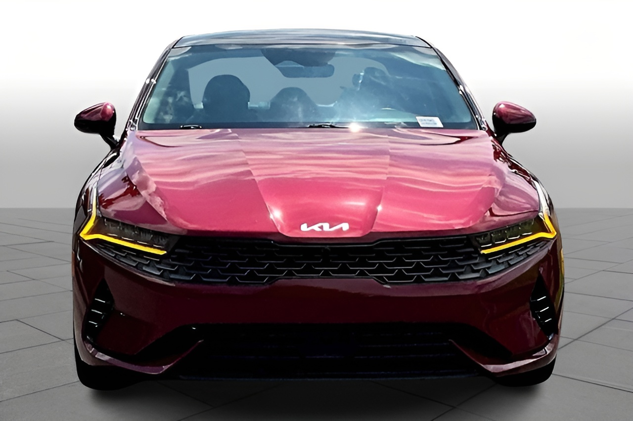 Vehicle image 34 of 38