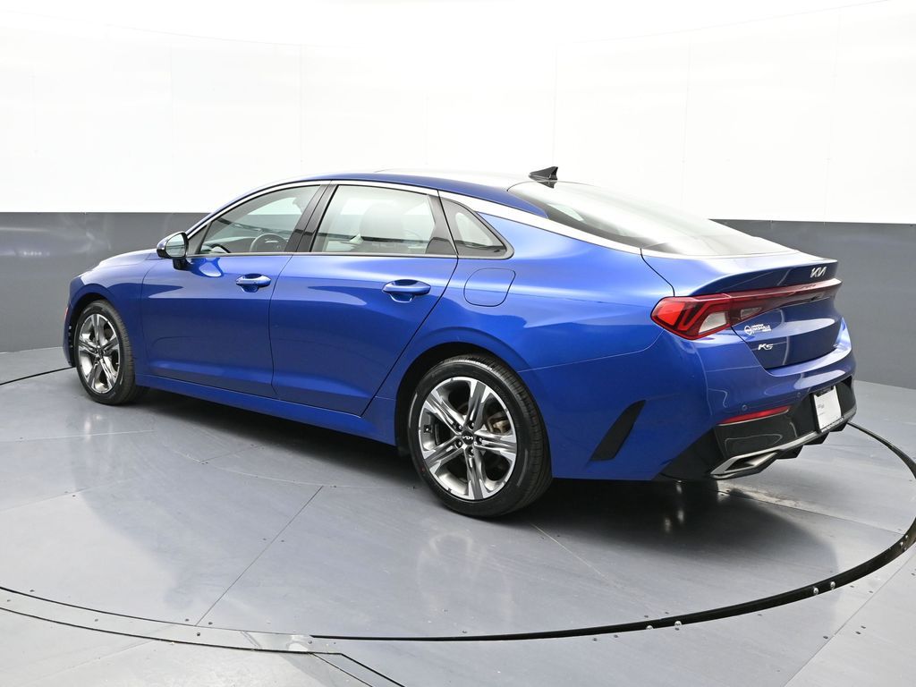Vehicle image 20 of 31