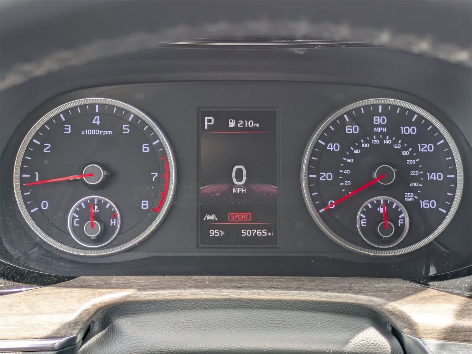 Vehicle image 8 of 10