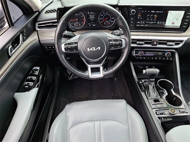Vehicle image 11 of 30
