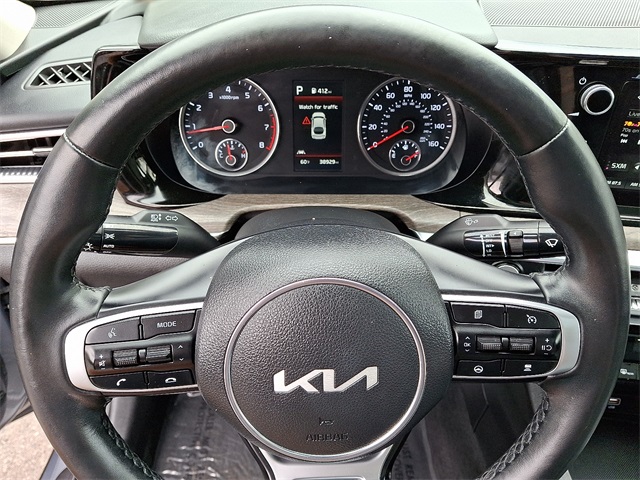 Vehicle image 20 of 30