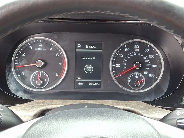 Vehicle image 21 of 30