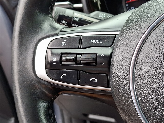 Vehicle image 22 of 30