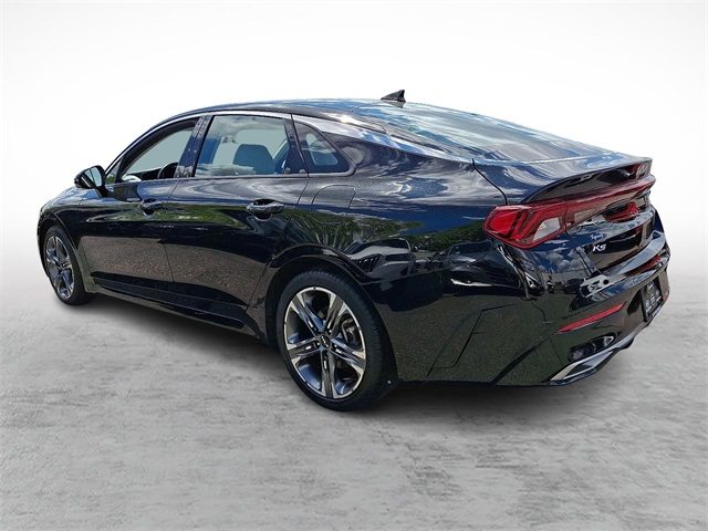 Vehicle image 12 of 31