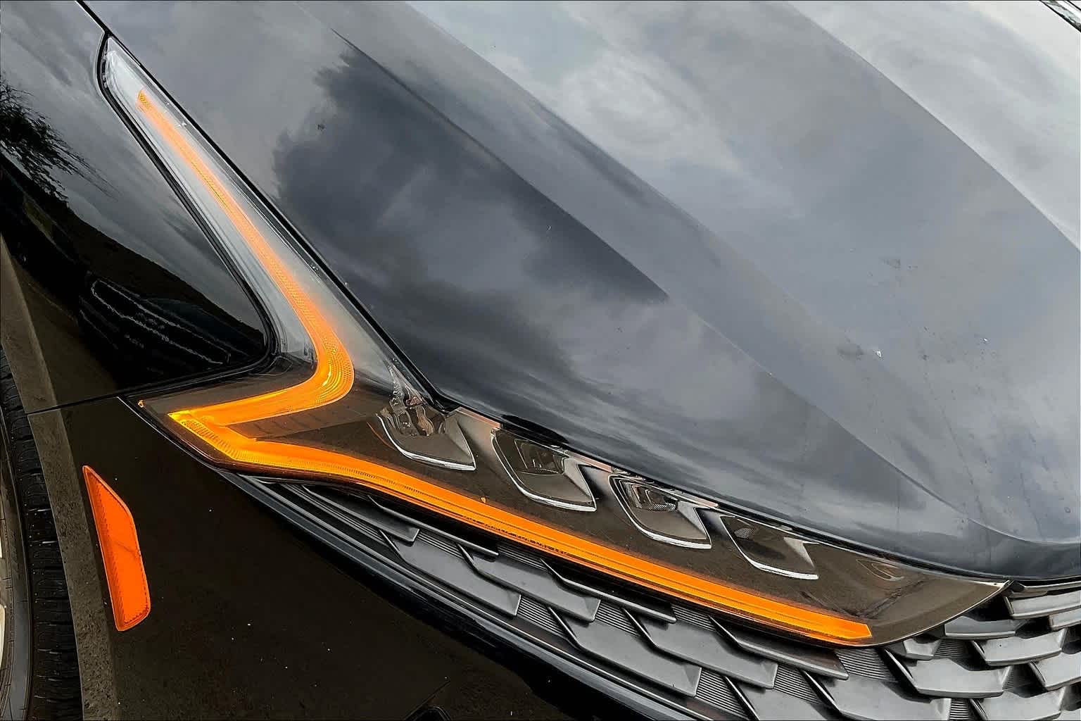 Vehicle image 30 of 32