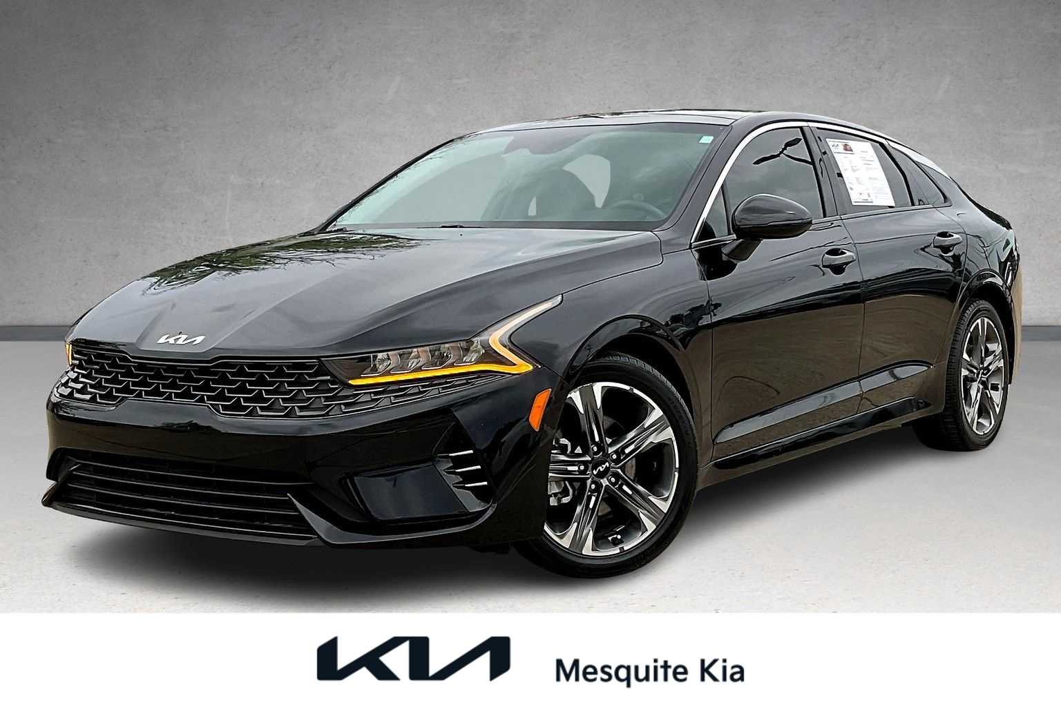Vehicle image 1 of 32