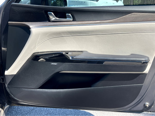 Vehicle image 18 of 35