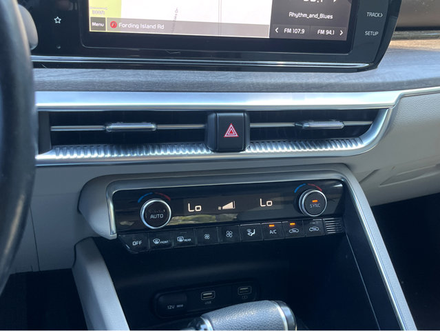 Vehicle image 15 of 35