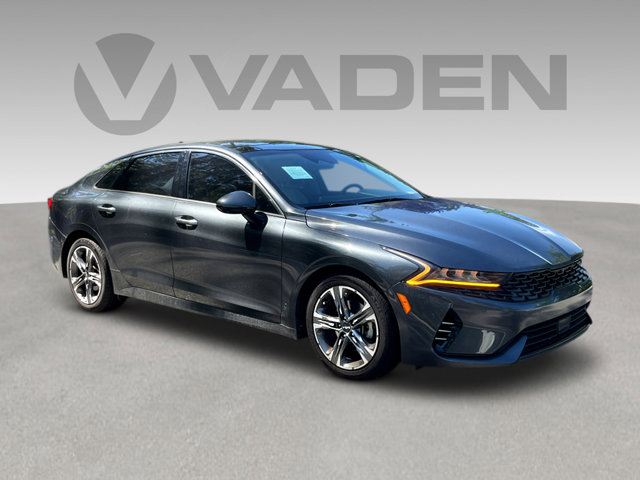 Vehicle image 4 of 35