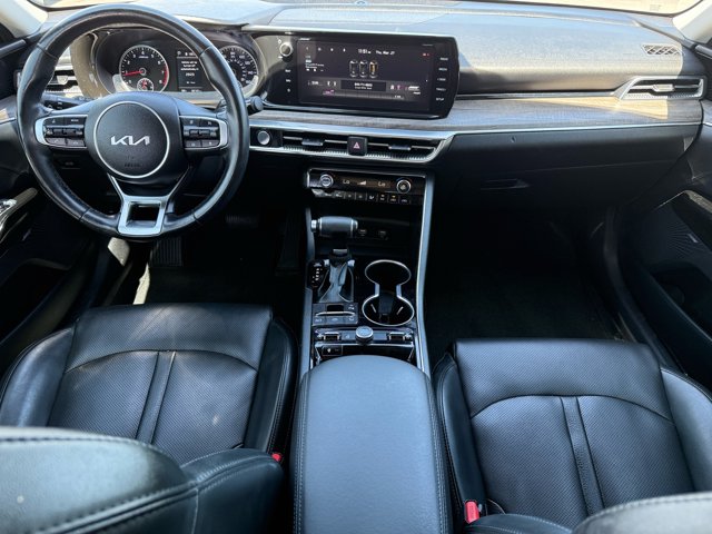 Vehicle image 26 of 36