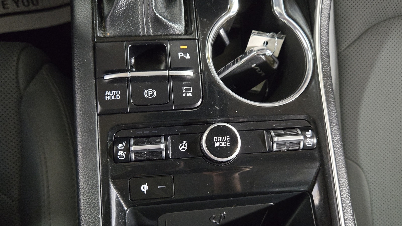 Vehicle image 17 of 37