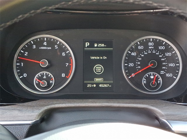 Vehicle image 25 of 31