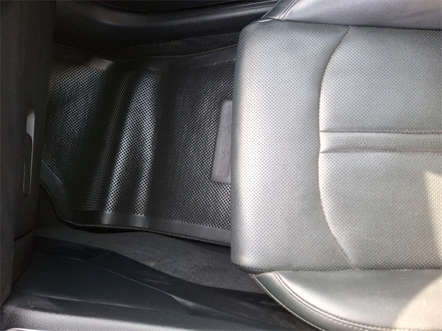 Vehicle image 26 of 31