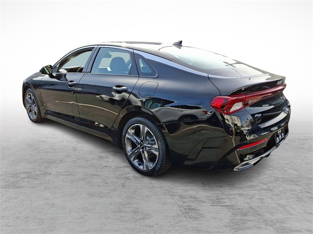 Vehicle image 11 of 31