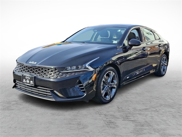 Vehicle image 2 of 31