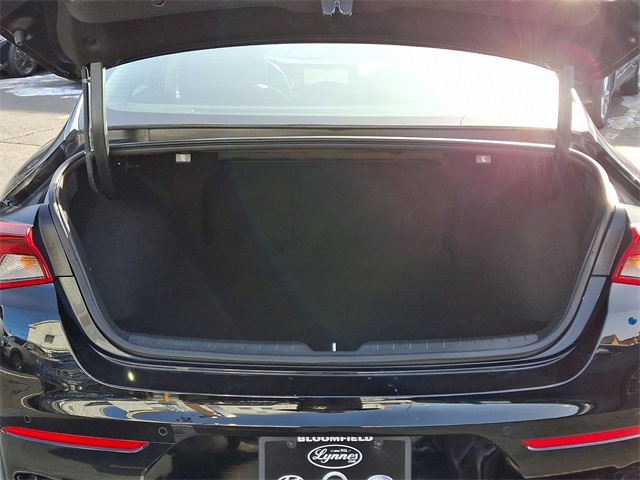 Vehicle image 29 of 31