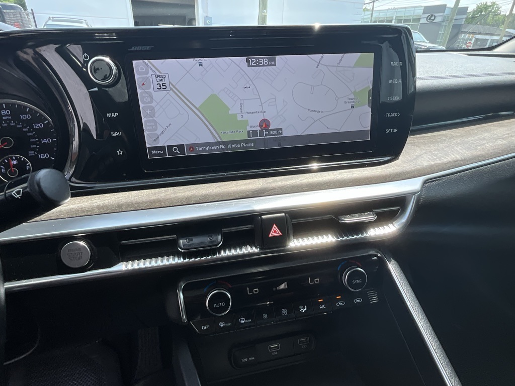 Vehicle image 26 of 35