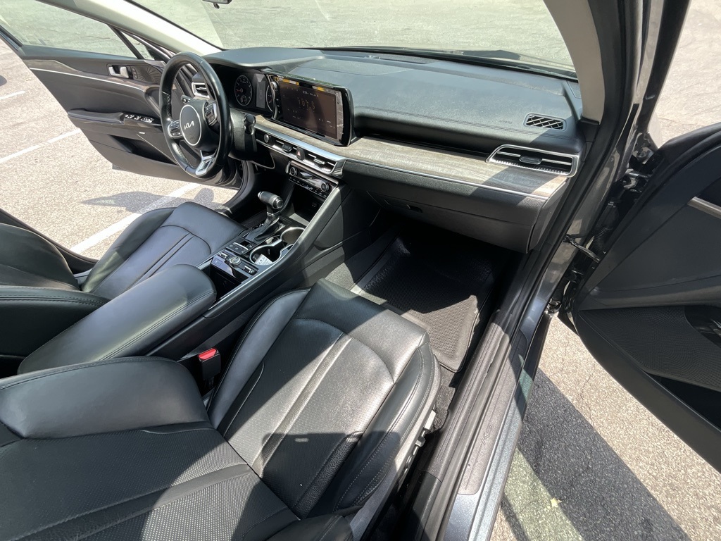 Vehicle image 34 of 35