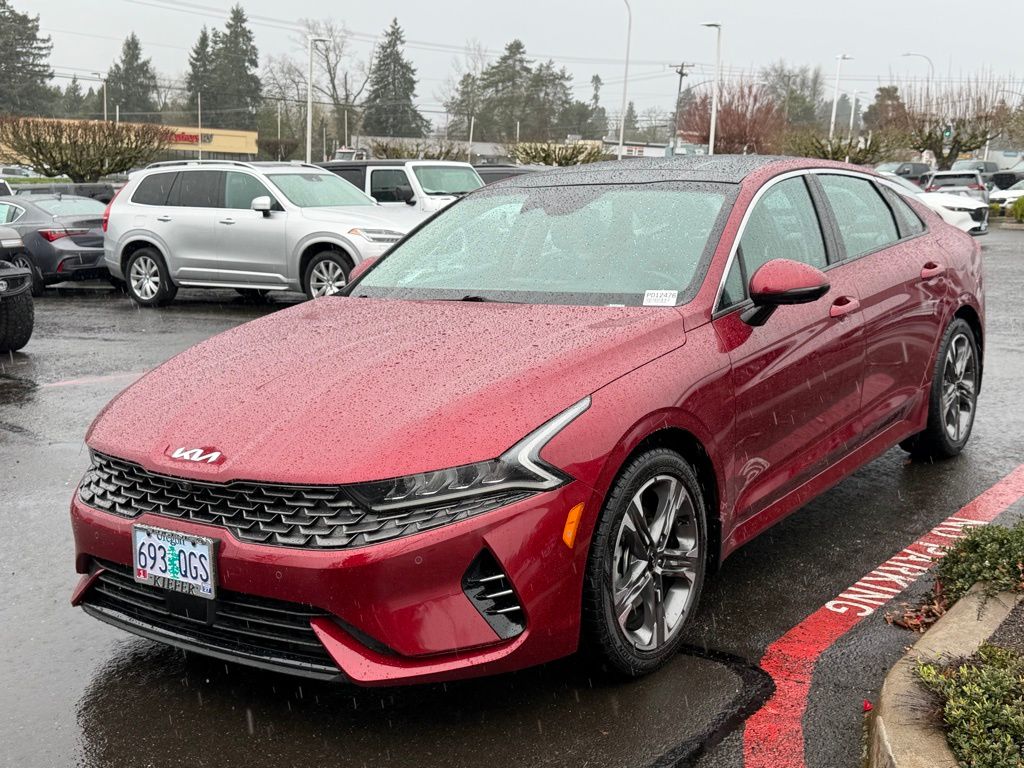 2022 Kia K5 EX Image 1 of 31