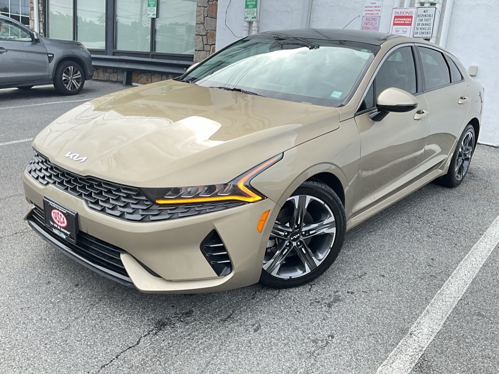 Vehicle image 1 of 40