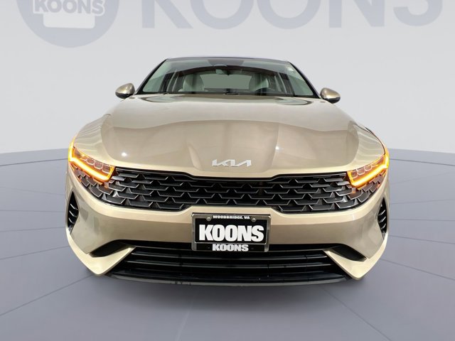 Vehicle image 2 of 32