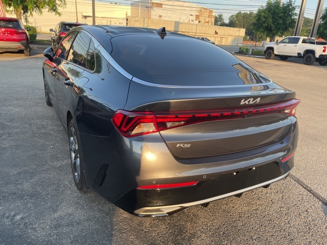 Vehicle image 12 of 20
