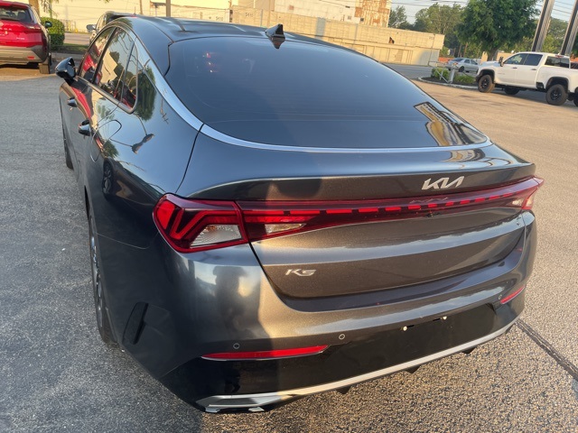 Vehicle image 14 of 20
