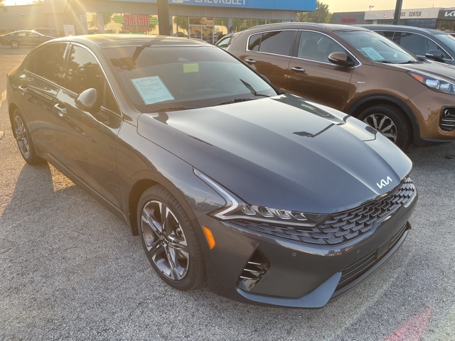 Vehicle image 4 of 20