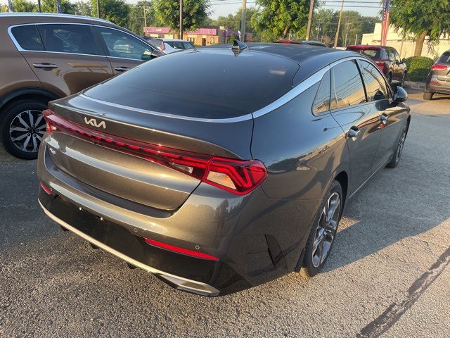 Vehicle image 10 of 20