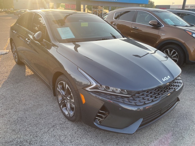 Vehicle image 8 of 20