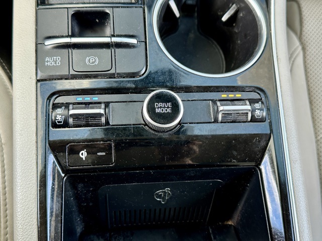 Vehicle image 29 of 34