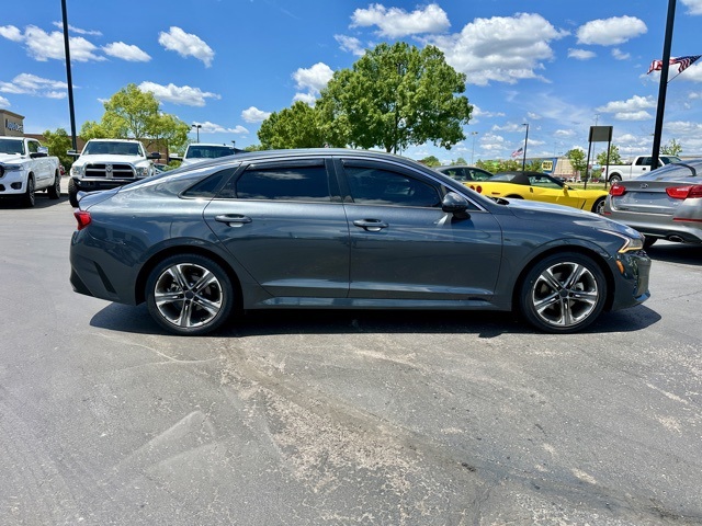 Vehicle image 4 of 34