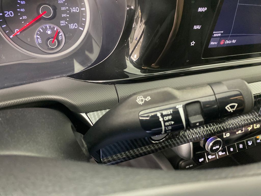 Vehicle image 24 of 27
