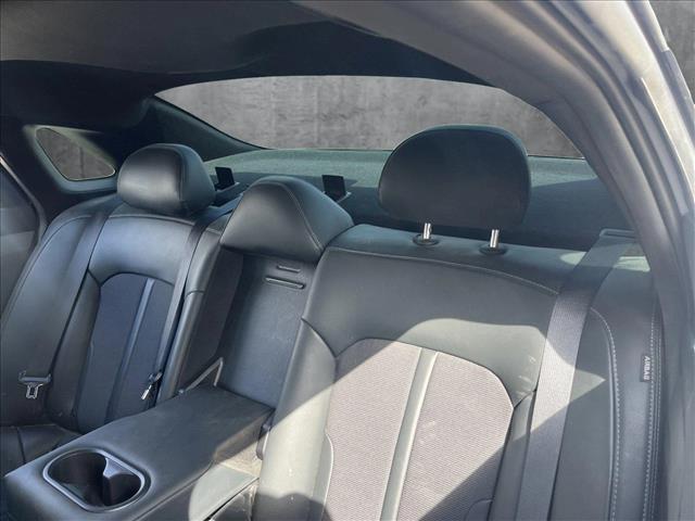 Vehicle image 11 of 24