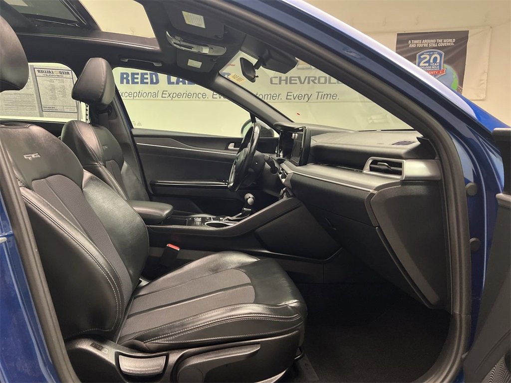 Vehicle image 26 of 27
