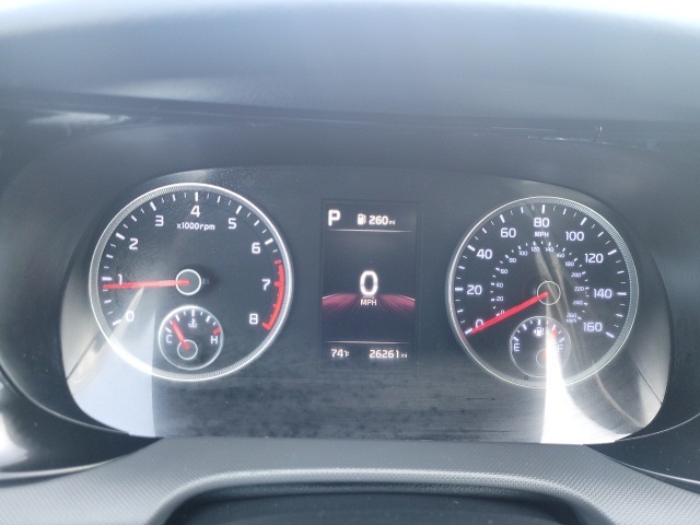 Vehicle image 10 of 33