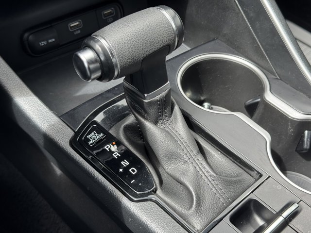Vehicle image 20 of 30