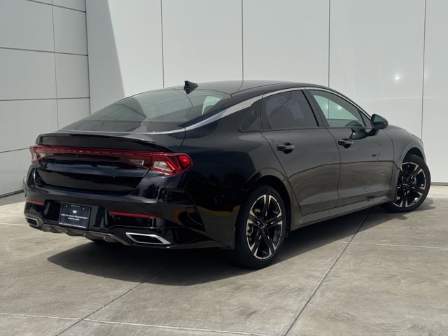 Vehicle image 4 of 30