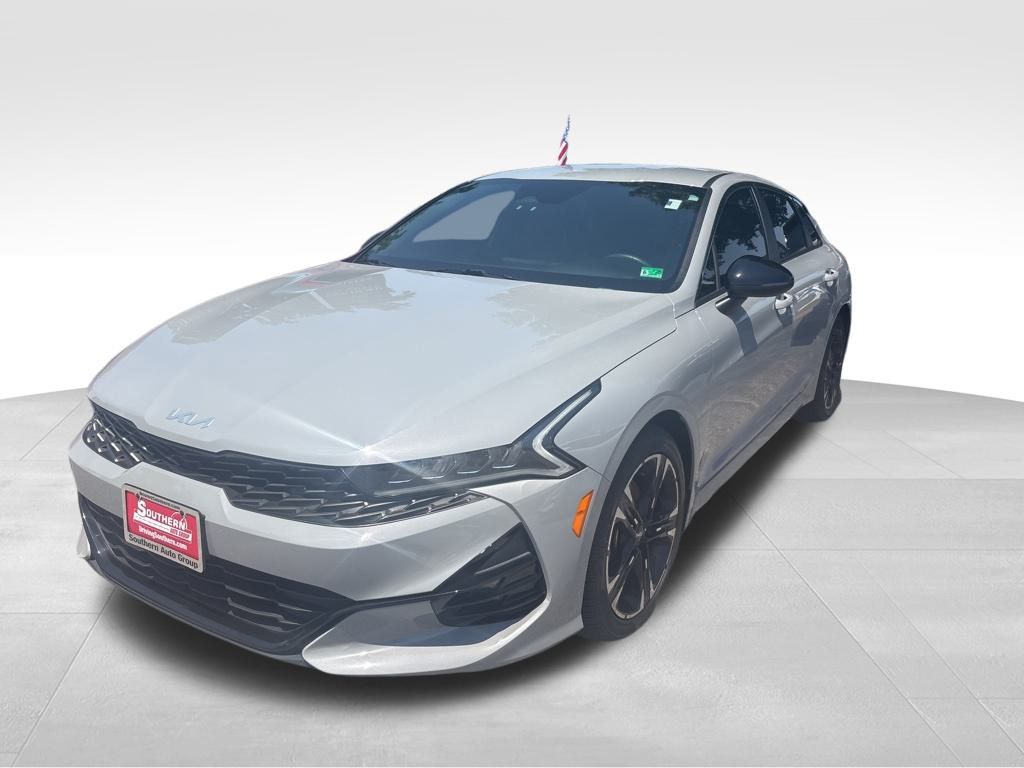 Vehicle image 6 of 18