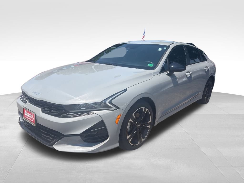Vehicle image 2 of 18