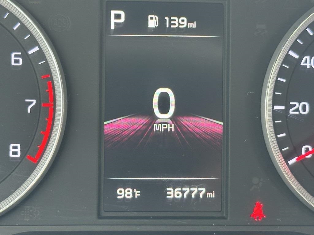 Vehicle image 13 of 40