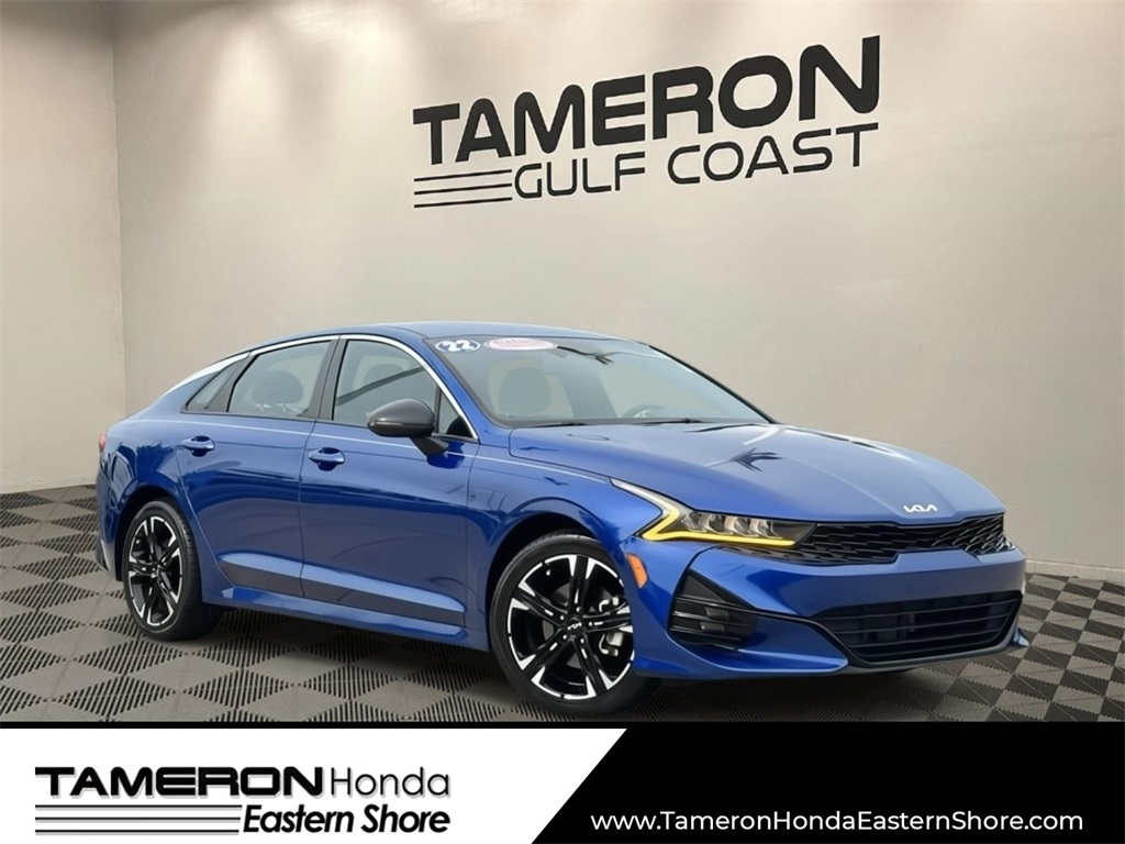 Vehicle image 3 of 40